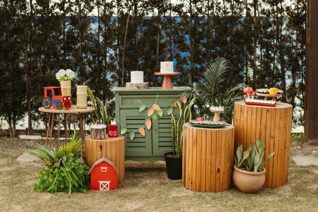 the best seasonal event theme idea decor