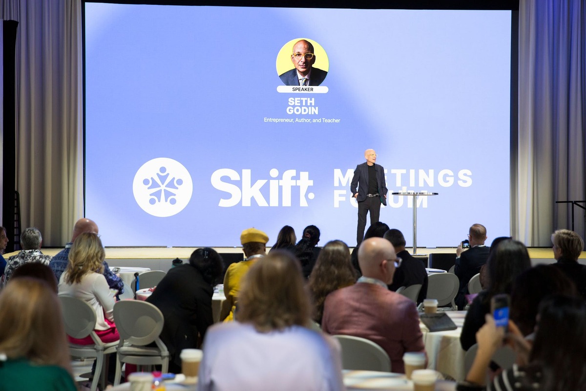 attendees at Seth Godin's session at Skift Meetings Forum 2024
