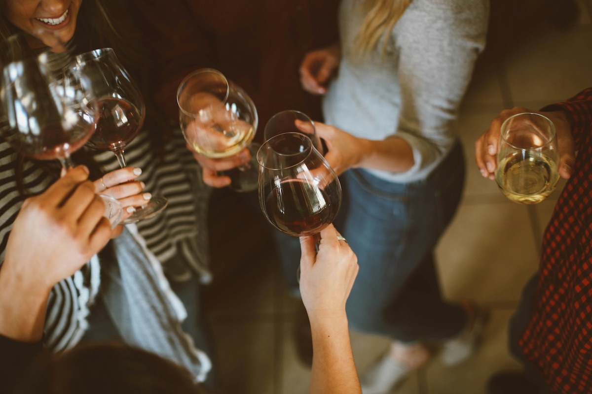 people toasting